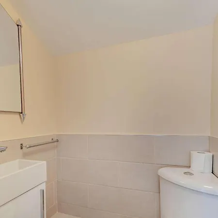 3 Bed In Oc-llh48 * הוקסהד